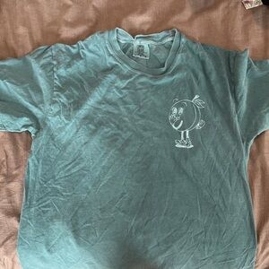 P’Tula Graphic T-Shirt